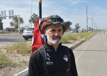 Pria Asal Austria Ini Berjalan Kaki Menuju Mekkah untuk Melaksanakan Ibadah Haji