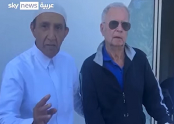 Seorang Pria Masuk Islam Setelah Mengeluhkan Kebisingan Pelaksanaan Shalat Idul Fitri