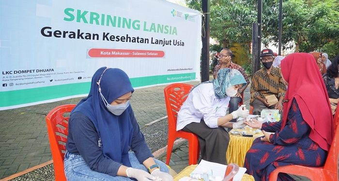 Peringati HLUN, LKC-DD Sulsel Bersama Kemenkes RI Gelar Skrining Kesehatan Lansia