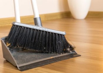 Menyapu di malam hari menurut Islam