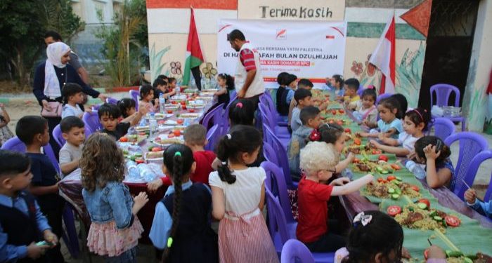 NPC Bagikan Ratusan Paket Buka Puasa Arafah untuk Muslim Gaza
