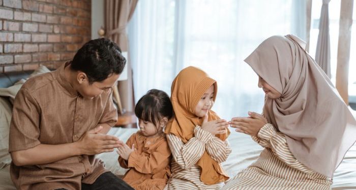 Khutbah Jumat tentang keluarga ideal