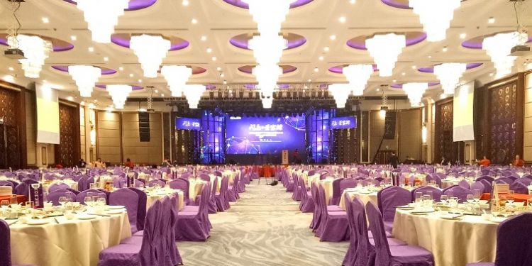 Mana yang Lebih Baik, Nikah di KUA, Gedung atau Rumah?