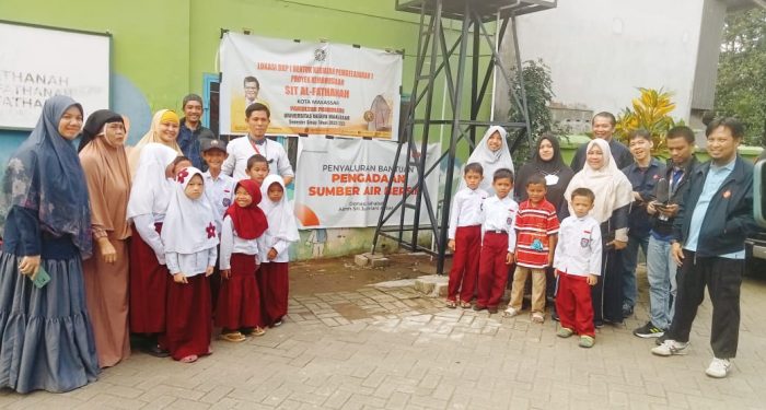 Rumah Zakat Sulawesi Selatan Serahkan Bantuan Sumber Air Bersih ke MI Al Fathanah Makassar