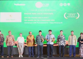 BAZNAS Raih Dua Penghargaan TOP CSR Awards 2023