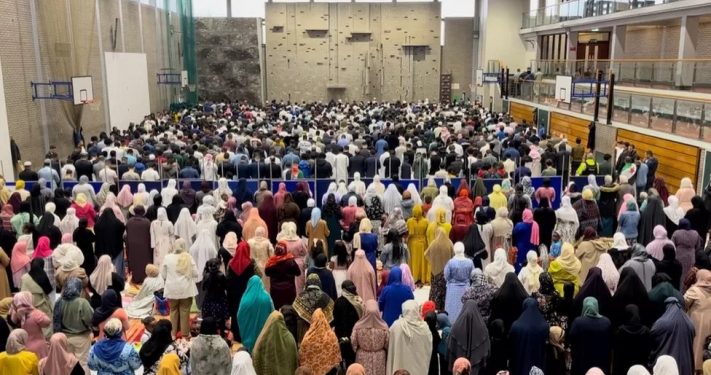 Ribuan Muslim Rayakan Idul Adha di Inggris Raya