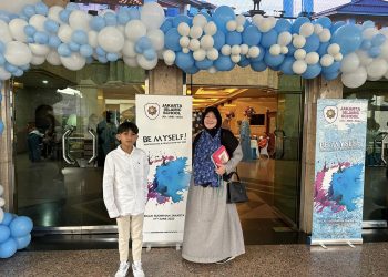 Menerangi Bintang yang Telah Bersinar