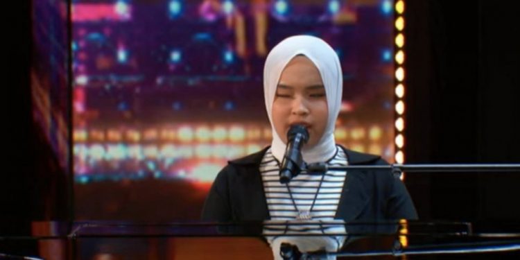 Dua ‘Wajah’ Mempesona Putri Ariani