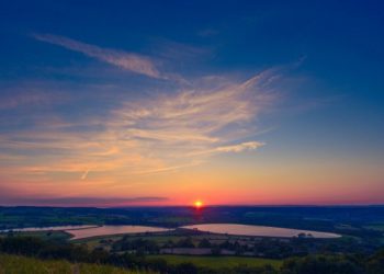 Khutbah Jumat tentang merenungkan masa lalu untuk menatap masa depan