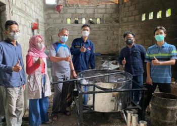 Alat penjernih minyak jelantah