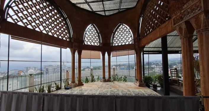 Sensasi Shalat di Musholla Tertinggi di Kota Bandung