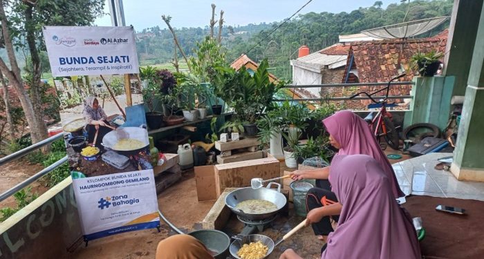 Dorong Pemberdayaan Perempuan, LAZ Al Azhar Maksimalkan Potensi Ibu-ibu di Desa Haurngombong