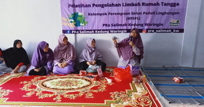 Pelatihan Pembuatan Sabun dari Jelantah Bantu Warga Kurangi Limbah Rumah Tangga