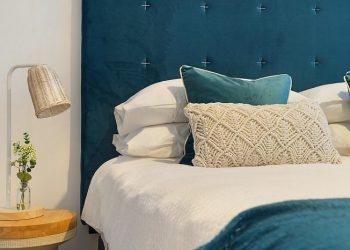 Menyediakan Kebutuhan Pasangan