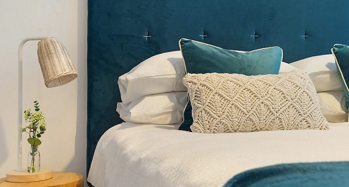 Menyediakan Kebutuhan Pasangan