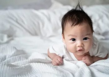 Cara Bayi Mengungkapkan Rasa Cinta kepada Bunda