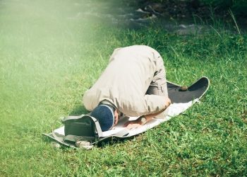 2 Alasan Seseorang Perlu Bertaubat Menurut Imam Al-Ghazali