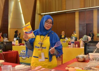 Rayakan Hari UMKM Nasional, Blue Band Luncurkan Kemasan Ekonomis