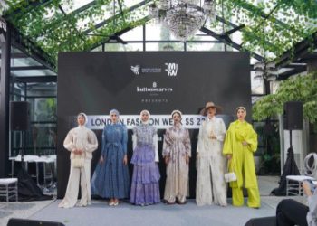 Buttonscarves Beauty Dukung Perancang Modest Fashion Indonesia di London Fashion Week Spring Summer 2023/2024