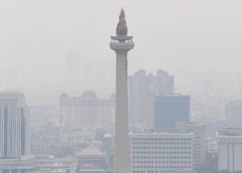 Anak-Anak Alami Batuk Pilek karena Kualitas Udara yang Buruk, Seorang Dokter Sarankan Berlibur Ke Luar Kota