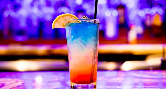 Suka Minuman Bersoda? Baca Dulu Titik Kritis Kehalalannya