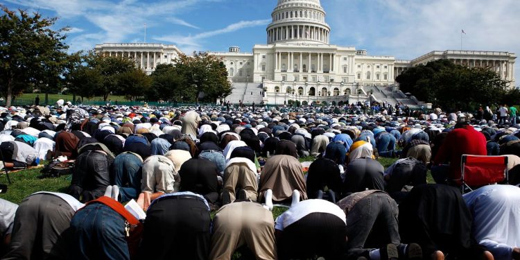 ‘Banjir’ Hidayah di Eropa dan Amerika