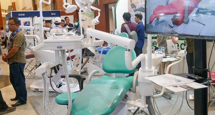 Hukum Merenggangkan Gigi untuk Memperbagus Bacaan Alquran