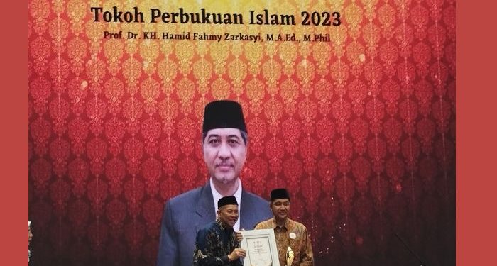 Mengenal Prof. Hamid Fahmy Zarkasyi, Penerima Penghargaan Tokoh Perbukuan Islam 2023 di Islamic Book Fair