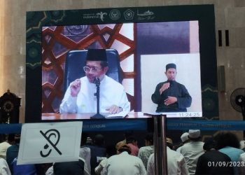 Inisiasi Asosiasi Tuli Muslim Indonesia Sediakan Layanan Juru Bahasa Isyarat setiap Khutbah Jumat di Masjid Istiqlal