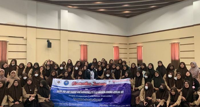 Terapkan Kurikulum Merdeka, SMA JISc Gelar Observasi Journey dengan Kunjungi Balai Rehabilitasi BNN