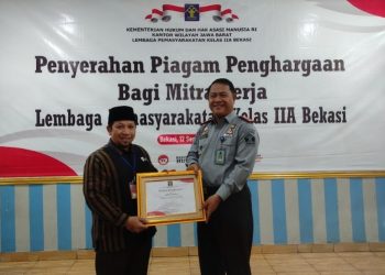 Dompet Dhuafa menerima Piagam Penghargaan