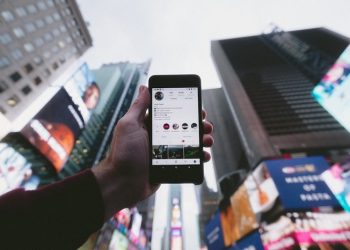 Ini Alasan Kamu Harus Menjaga Privasi dan Tidak Overshare di Media Sosial