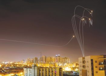 Sebuah Analisis: Alasan Rudal Iron Dome Israel Berhasil Ditembus oleh Pasukan Hamas