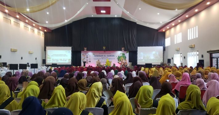 Tips Meraih Kemuliaan Dunia Akhirat dari Ustazah Syahruni Hafid