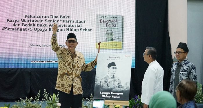 Terus Produktif di Usia 75, Parni Hadi Luncurkan Buku Audiovisutorial