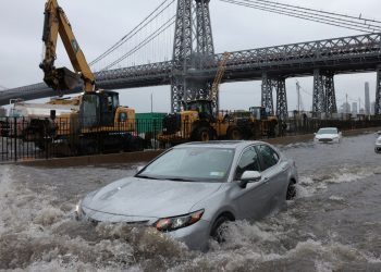 Tak Mampu Tampung Curah Hujan, New York Banjir Besar