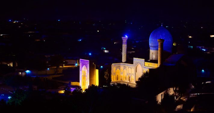 Subuh di Musim Gugur