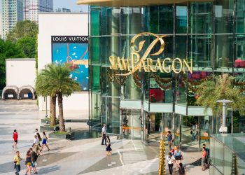 Bocah 14 Tahun Tembaki Pengunjung Mal Mewah di Thailand