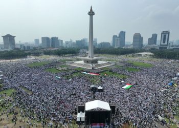 Dua Juta Massa Hadiri Aksi Bela Palestina di Monas