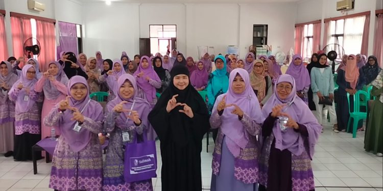 Rayakan Milad ke-18, Salimah Kalsel Diingatkan tentang Pahlawan Wanita