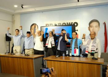 Prabowo Subianto Berikan Perhatian untuk Ibu dan Anak Palestina