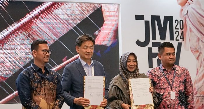 Penandatanganan Nota Kesepahaman Islamic Fashion Institute