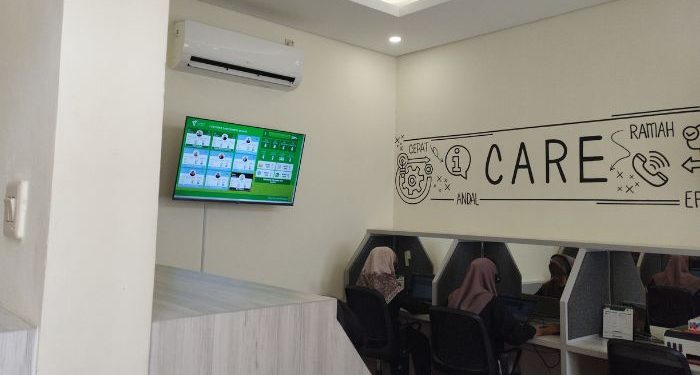 Berkenalan dengan Customer Care Dompet Dhuafa, Garda Terdepan Sediakan Informasi Tentang ZISWAF