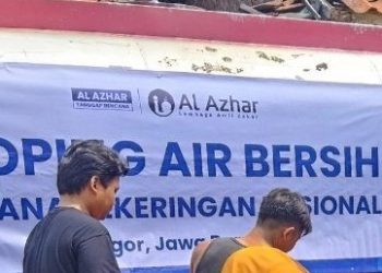 Atasi Kekeringan, LAZ Al Azhar Kembali Kirimkan Bantuan Air Bersih ke Wilayah Bogor dan Banten