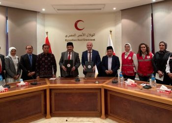 BAZNAS Bersama Bulan Sabit Merah Mesir Teken Kerja Sama Program Membasuh Luka Palestina