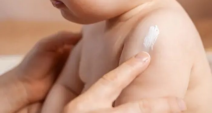 Tips Memilih Body Lotion untuk Kulit Bayi