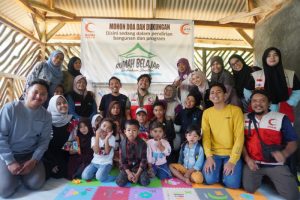 Edukasi Lingkungan di Pedalaman Bogor yang Tanpa Listrik dan Sinyal
