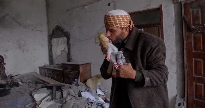 Takwa dari Gaza, Kisah Kakek Khaled Menggendong Jasad Cucu Perempuannya