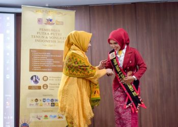 Melangkah Bersama Kain Tenun dan Songket: Pemilihan Putra-Putri Tenun Songket Indonesia 2023, Mencetak Duta Bangsa Berkarakter yang Siap Melestarikan dan Mengembangkan Kekayaan Budaya Daerah
