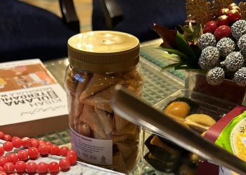 Tidak Usah Merasa Hebat